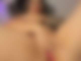 Adri Rogers's Live Sex Cam Show