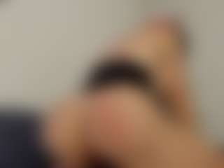 Adri Rogers's Live Sex Cam Show