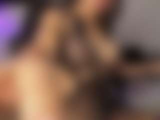 Adri Rogers's Live Sex Cam Show