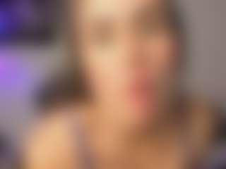 Adri Rogers's Live Sex Cam Show