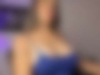 Adri Rogers's Live Sex Cam Show