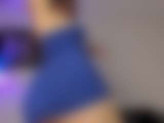 Adri Rogers's Live Sex Cam Show