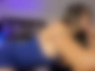 Adri Rogers's Live Sex Cam Show