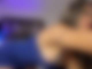 Live cam show with Adri Rogers - Blonde Hair on Gym Cam Girls