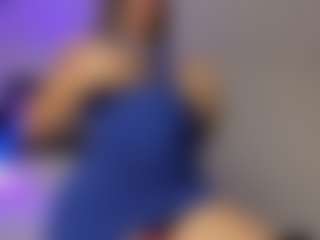 Adri Rogers's Live Sex Cam Show