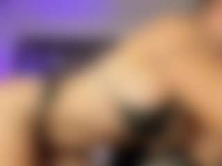 Adri Rogers's Live Sex Cam Show