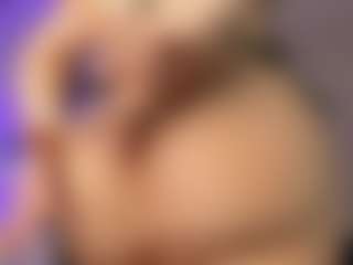 Adri Rogers's Live Sex Cam Show