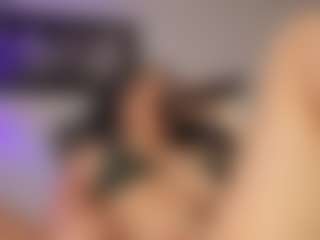 Adri Rogers's Live Sex Cam Show
