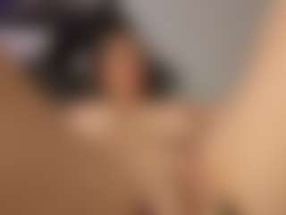 Adri Rogers's Live Sex Cam Show