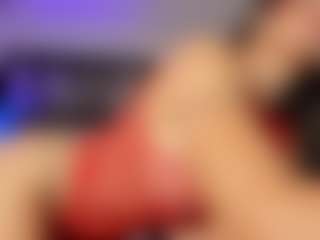 Adri Rogers's Live Sex Cam Show