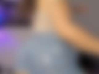 Adri Rogers's Live Sex Cam Show