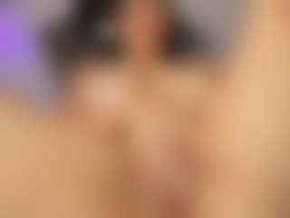 Adri Rogers's Live Sex Cam Show