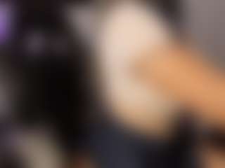 Adri Rogers's Live Sex Cam Show