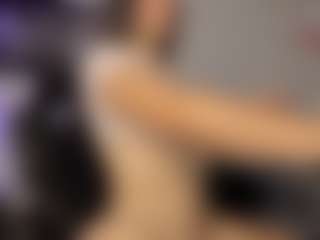 Adri Rogers's Live Sex Cam Show