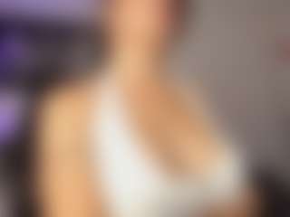 Adri Rogers's Live Sex Cam Show