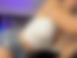 Adri Rogers's Live Sex Cam Show