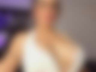 Adri Rogers's Live Sex Cam Show