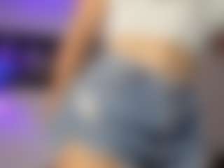 Adri Rogers's Live Sex Cam Show