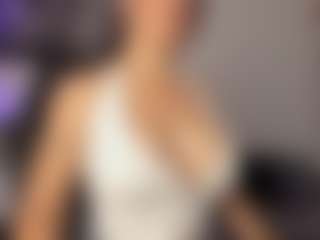 Adri Rogers's Live Sex Cam Show