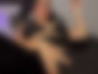 Adri Rogers's Live Sex Cam Show