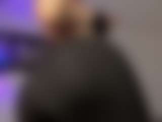 Live cam show with Adri Rogers - Blowjob on Fling VIP Chat