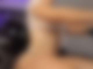 Adri Rogers's Live Sex Cam Show