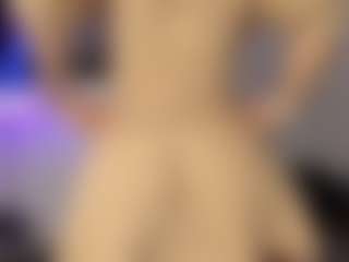 Live cam show with Adri Rogers - Brown Eyes on parknlotfishbdy