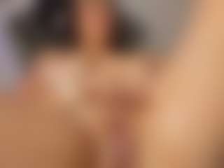 Adri Rogers's Live Sex Cam Show