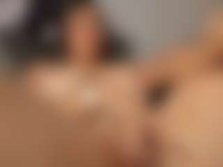 Live cam show with Adri Rogers - Blowjob on boobsie.com