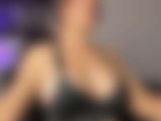 Adri Rogers's Live Sex Cam Show