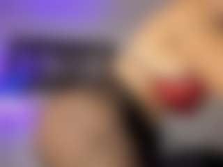 Adri Rogers's Live Sex Cam Show