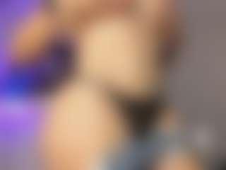 Adri Rogers's Live Sex Cam Show