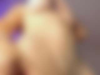 Adri Rogers's Live Sex Cam Show