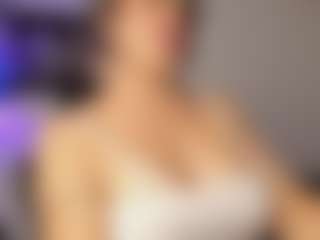 Adri Rogers's Live Sex Cam Show