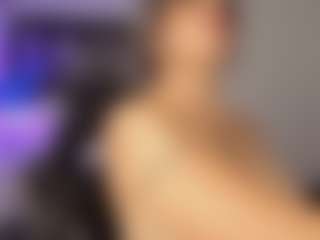 Adri Rogers's Live Sex Cam Show