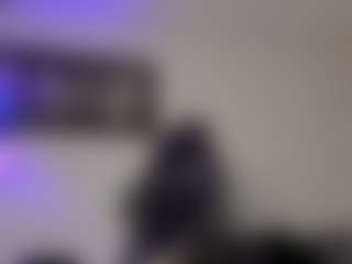 Adri Rogers's Live Sex Cam Show