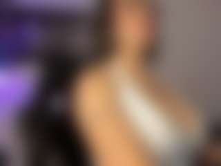 Adri Rogers's Live Sex Cam Show