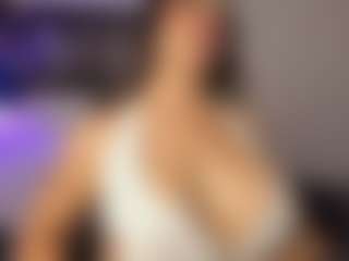Adri Rogers's Live Sex Cam Show