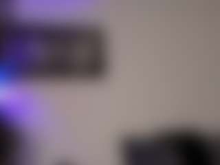 Adri Rogers's Live Sex Cam Show