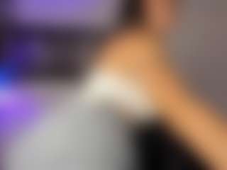 Adri Rogers's Live Sex Cam Show