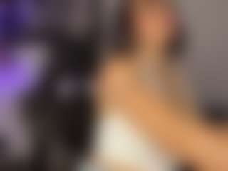 Adri Rogers's Live Sex Cam Show