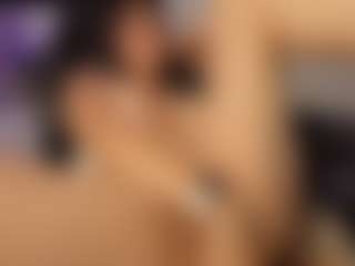 Adri Rogers's Live Sex Cam Show