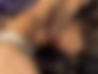 Adri Rogers's Live Sex Cam Show
