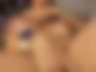 Adri Rogers's Live Sex Cam Show