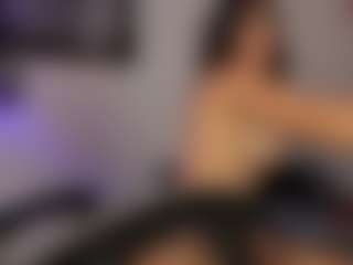 Adri Rogers's Live Sex Cam Show