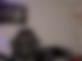 Adri Rogers's Live Sex Cam Show