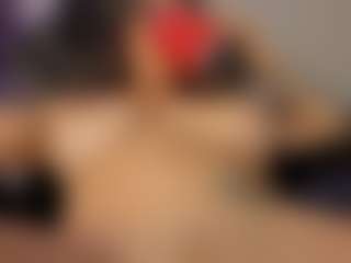 Adri Rogers's Live Sex Cam Show