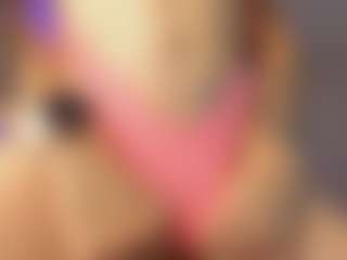 Adri Rogers's Live Sex Cam Show