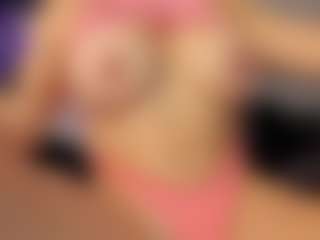 Adri Rogers's Live Sex Cam Show