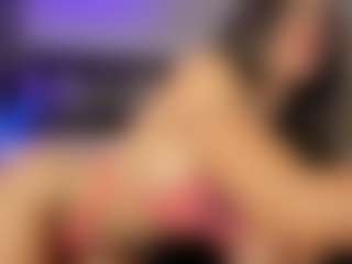 Adri Rogers's Live Sex Cam Show